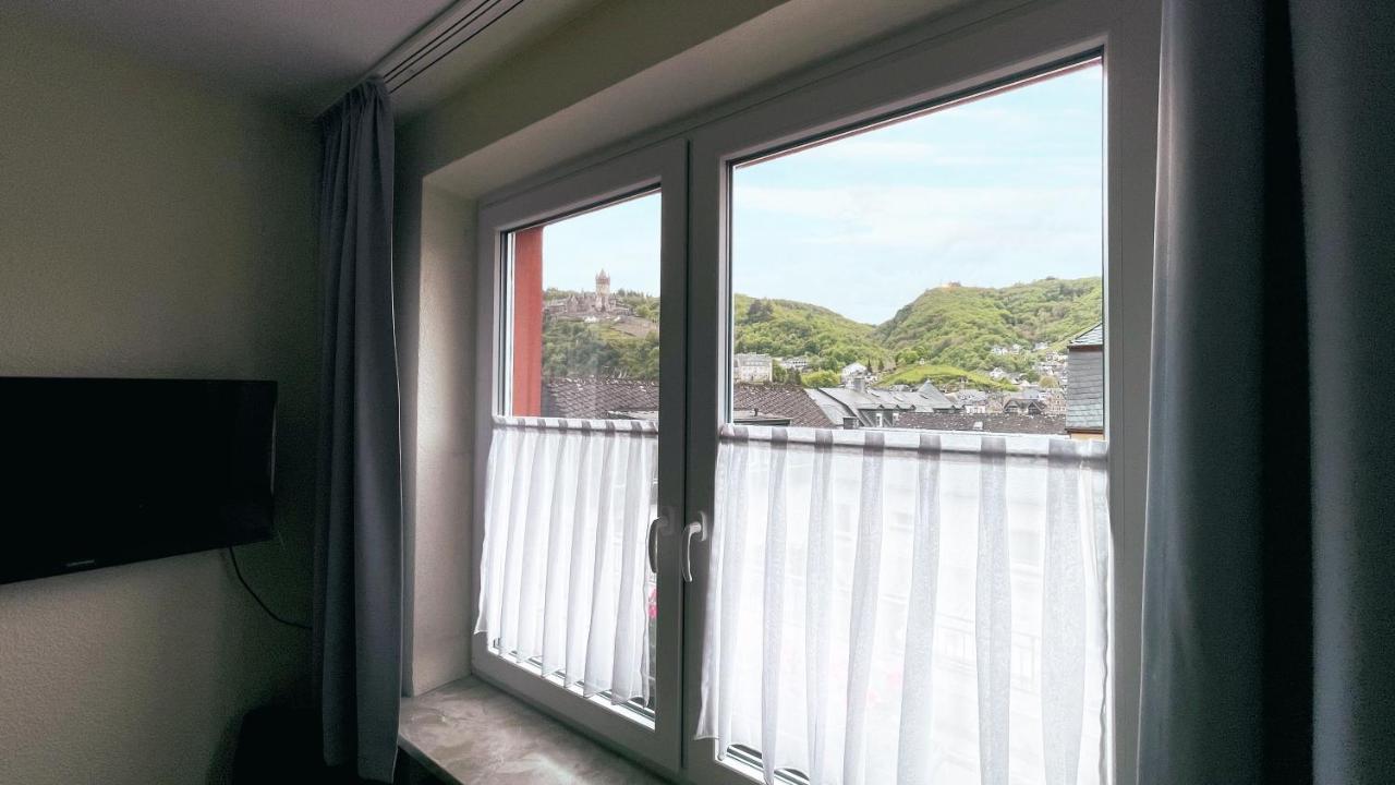 Hotel Und Gaestehaus Gute Quelle كوتشيم المظهر الخارجي الصورة